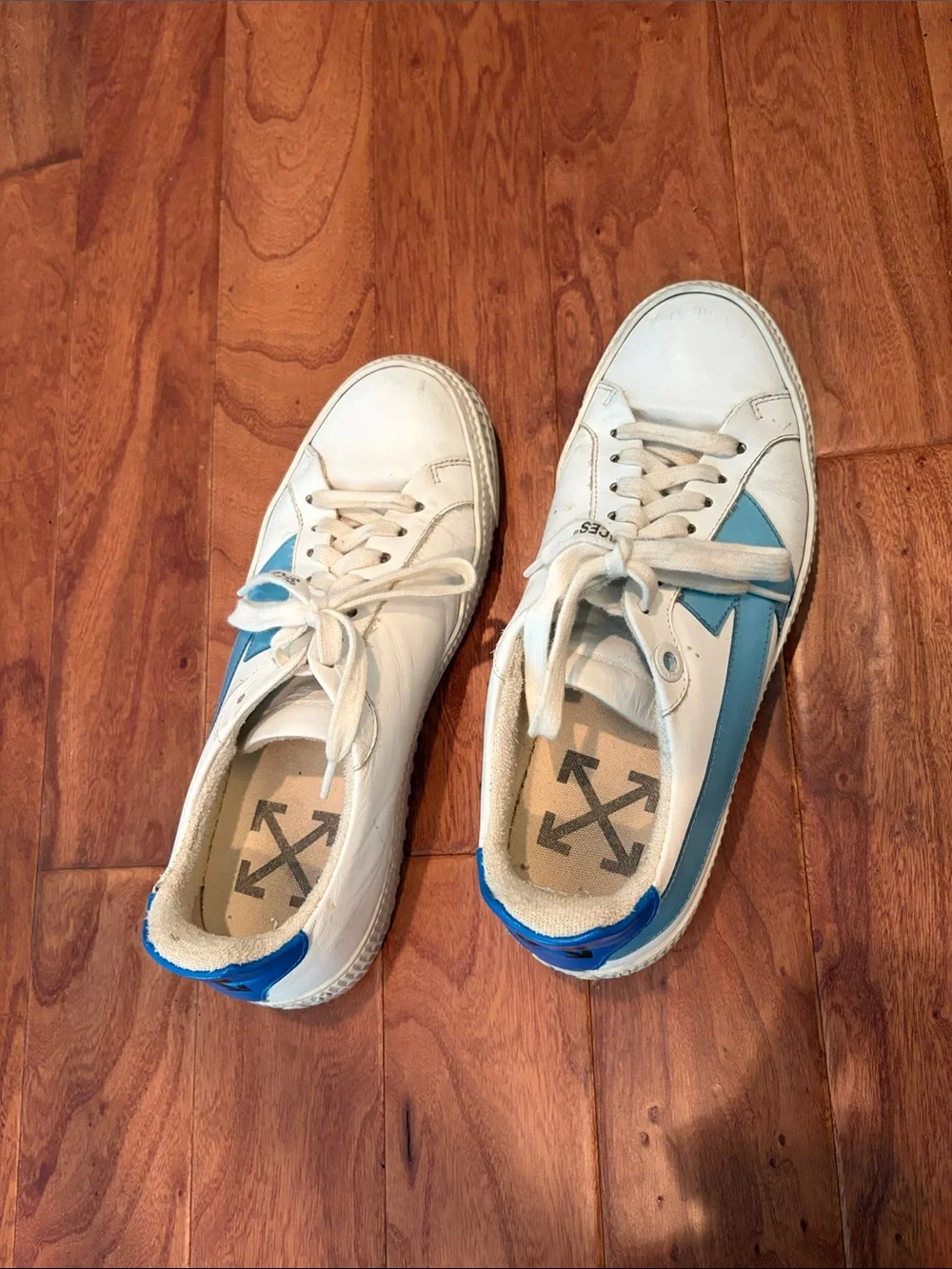 Off-White off white